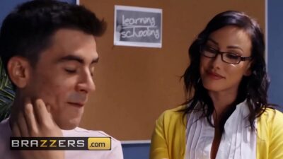 Big Tits at School – (Jennifer White, Jordi El Nino Polla) – Cumming To Class – Brazzers